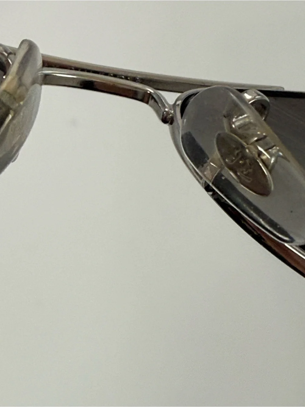 Ray Ban aviator sunglasses RJ9506S 271/11 50 13 120 2N lens scratched